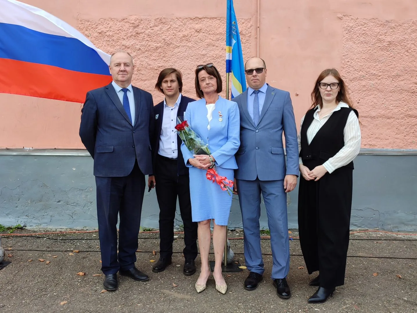 С Днём знаний и новым учебным годом!