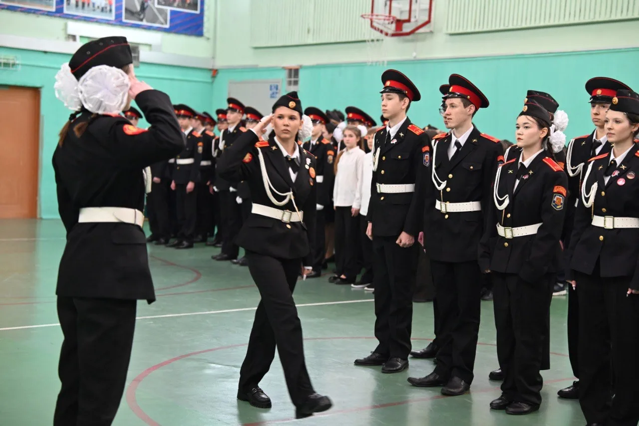 Кадетский конкурс «Смотр строя и песни»  ⭐ В нашей школе состоялся уже седьмой традиционный кадетски