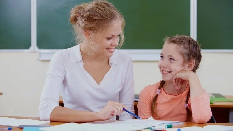 Кто нас выводит в люди: сахалинка вспомнила учителей, изменивших ее жизнь