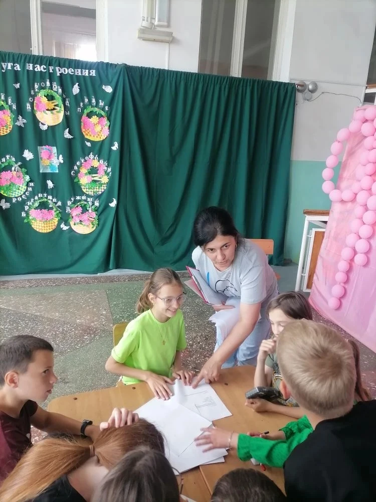 Сегодня в пришкольном лагере "Колосок" социальный педагог Юнусова О. М. Провела  мероприятие , посвя