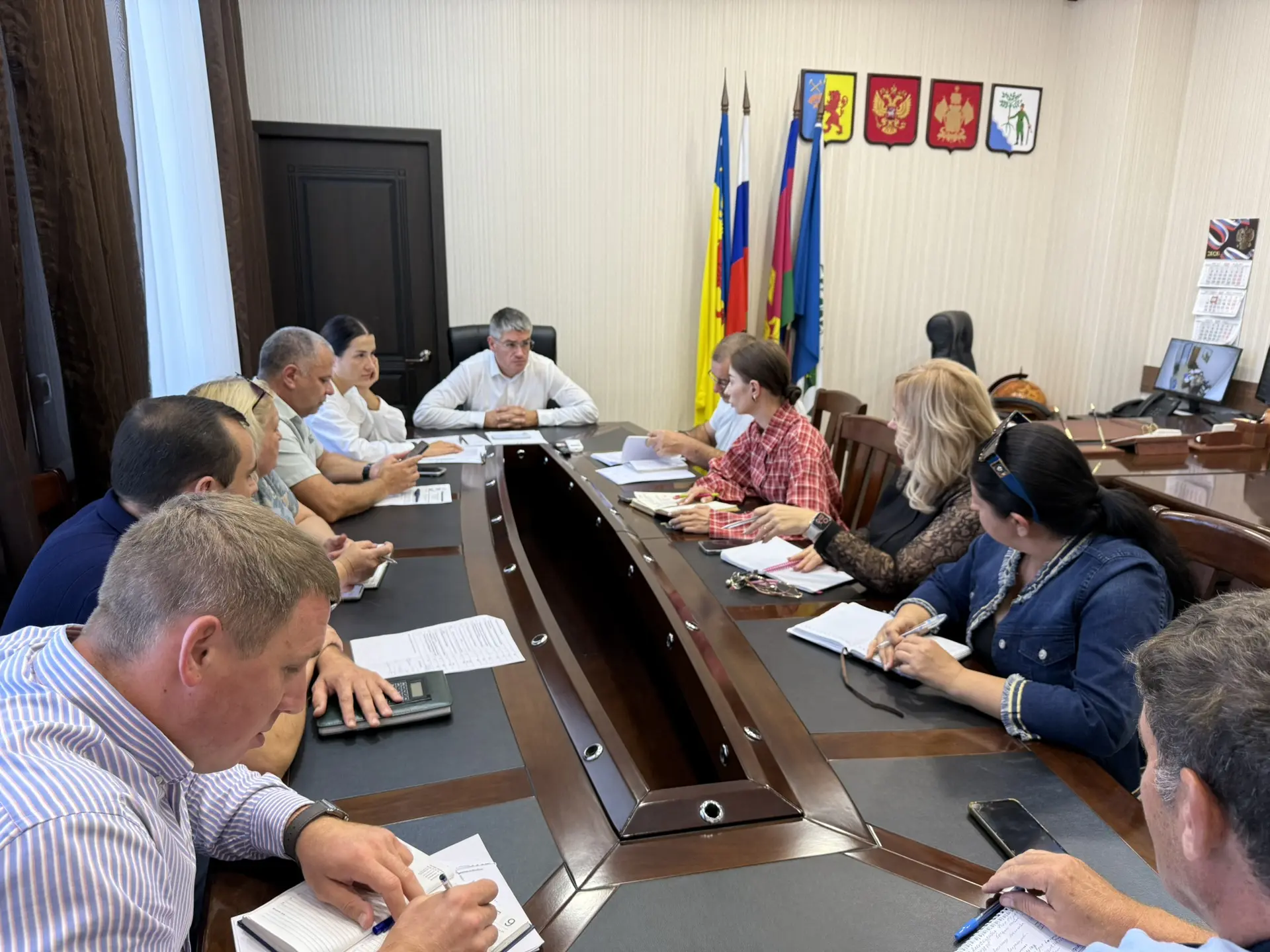 Глава Новокубанского городского поселения Новокубанского района Александр Владимирович ...