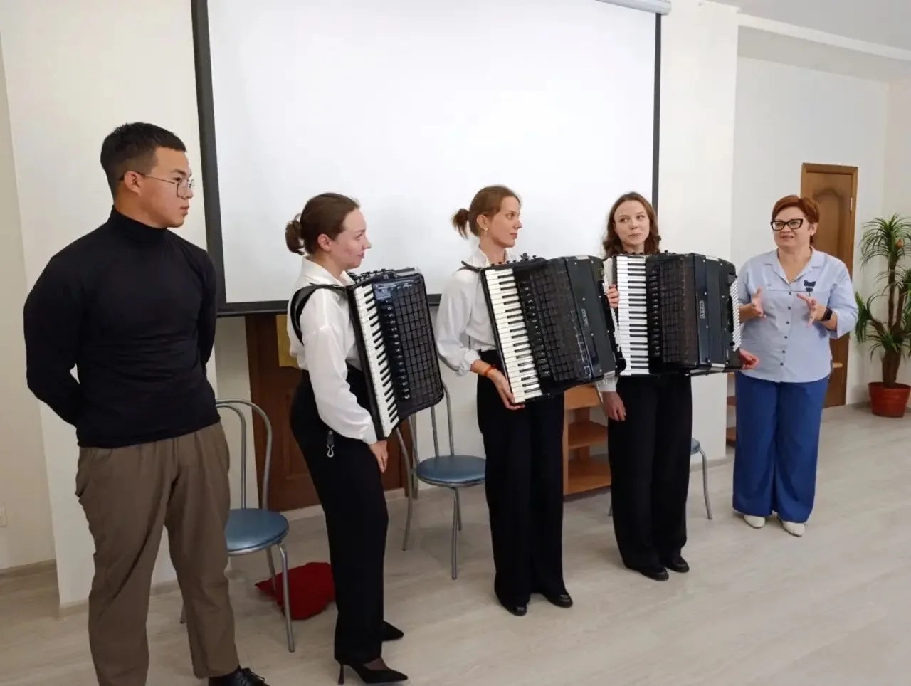 🔹В Комплексном центре социального обслуживания населения Орджоникидзевского района Маг...