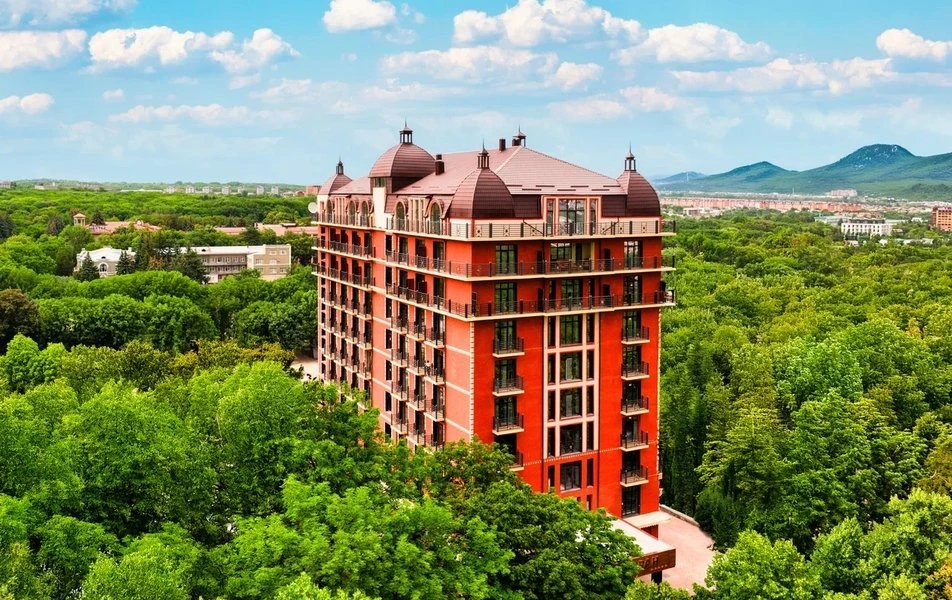 Современная роскошная здравница «Парк Шафран»!

1️⃣ Инновационные медицинские технологии
2️⃣ Располо