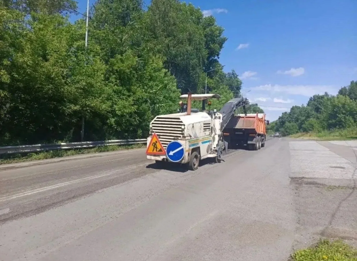 В Новокузнецке начался ремонт Листвянского шоссе
