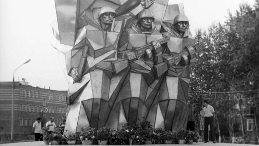 🌍 «Драгоценное время»: как подвиг подольских курсантов спас Москву в 1941 году