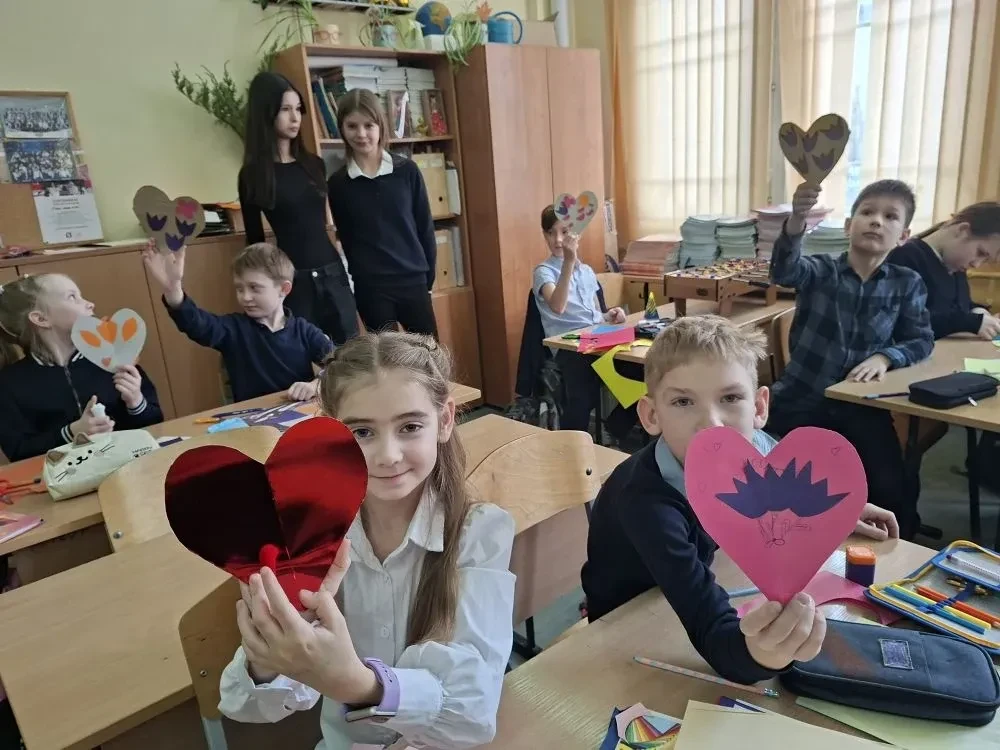 ✨Мастер-класс с Орлятами России✨ 💫В преддверии прекрасного праздника — Международного женского дня, 
