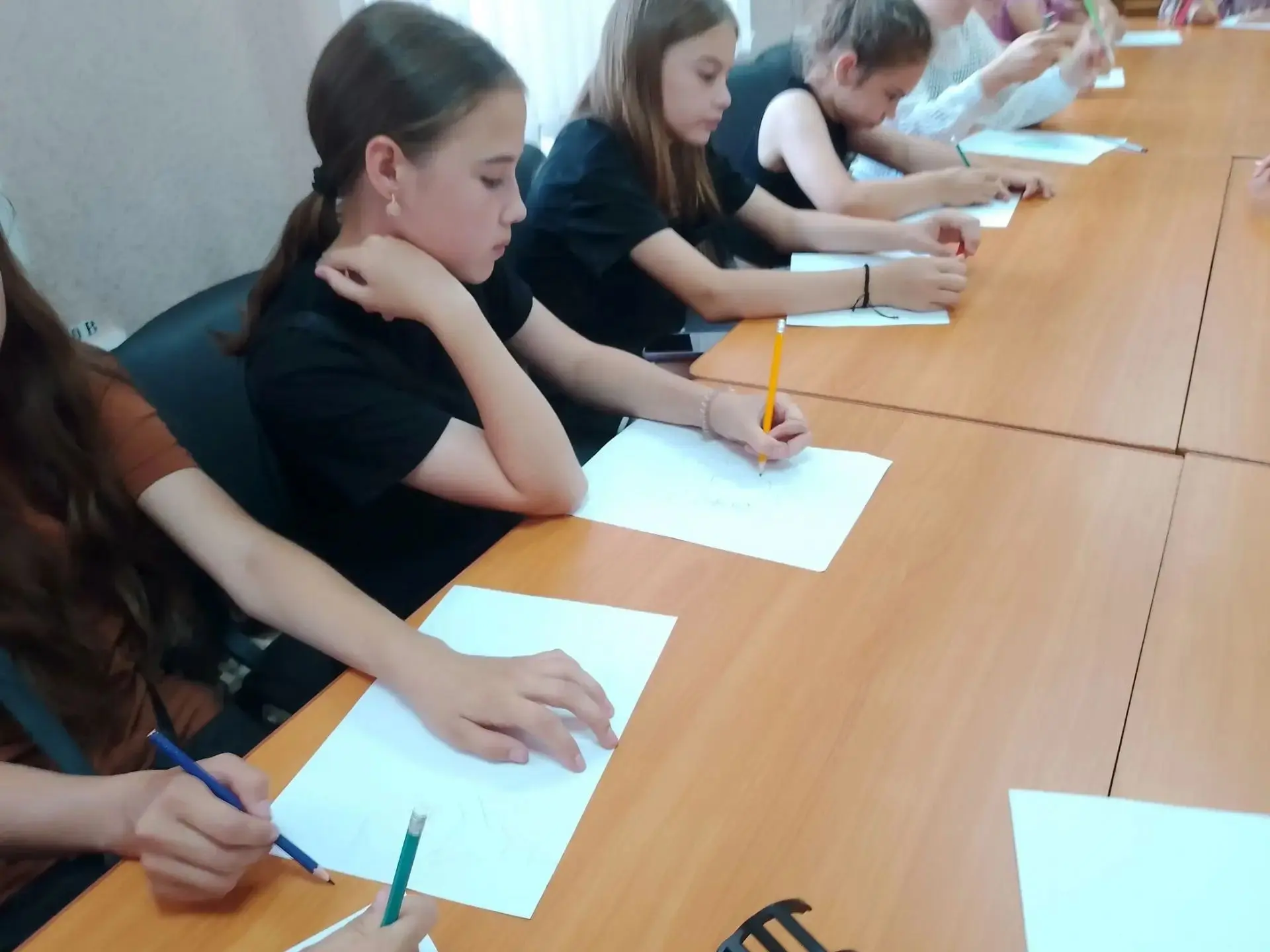 ЛАБОРАТОРИЯ МЫШЛЕНИЯ
Сегодня психолог Центра социального обслуживания №7 г.Куртамыша Беспалова Анна 
