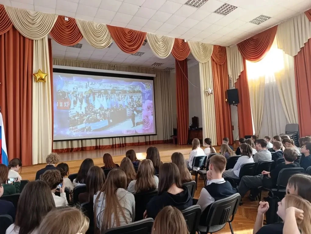 Крымская весна 🌿  🏺18 марта наша страна отмечала День присоединения Крыма к Российской Федерации — п