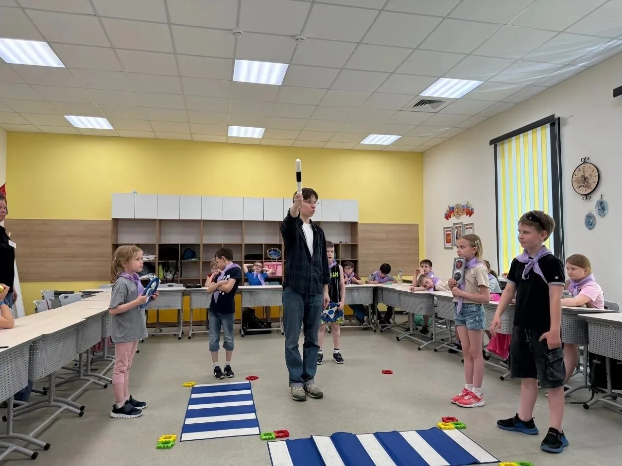 ПДД не уходят на каникулы! 😎🚦

Именно под таким девизом проходит лето в Адмиралтейском районе. Мет