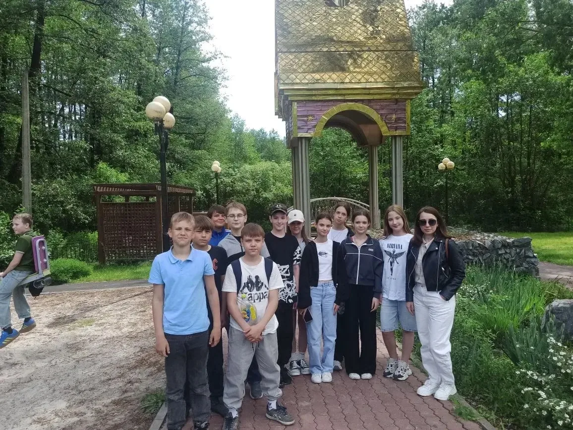 🚂 Путешествие в историю: как наши ребята открыли для себя город-крепость "Яблонов"!  Учащиеся 5 «В»,