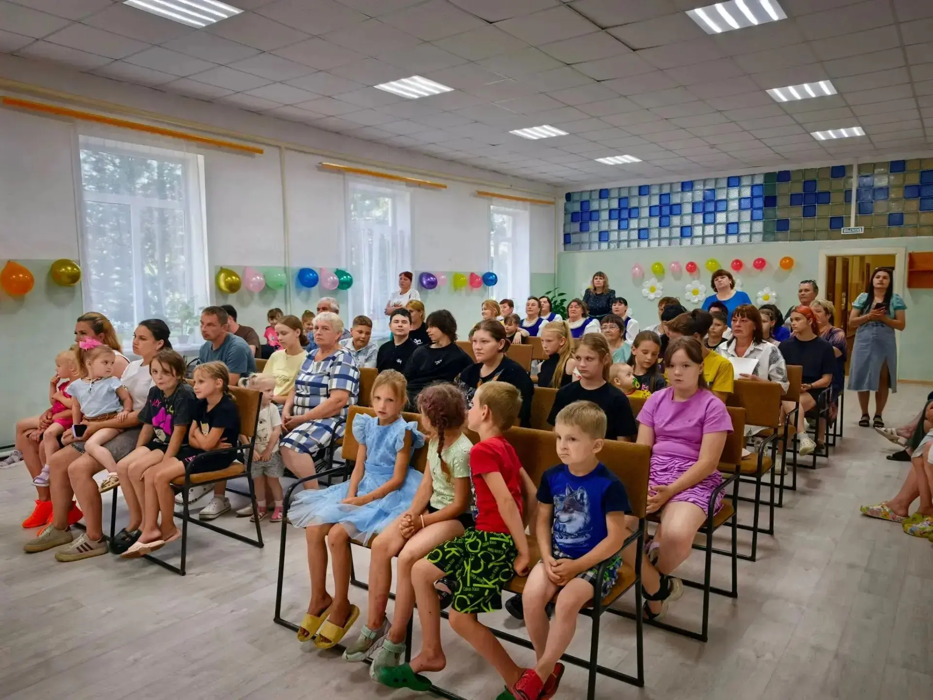 18 июля с. Введеновка отметило своё 135-летие 🎉

Жителей села и гостей поздравили с праздником свои
