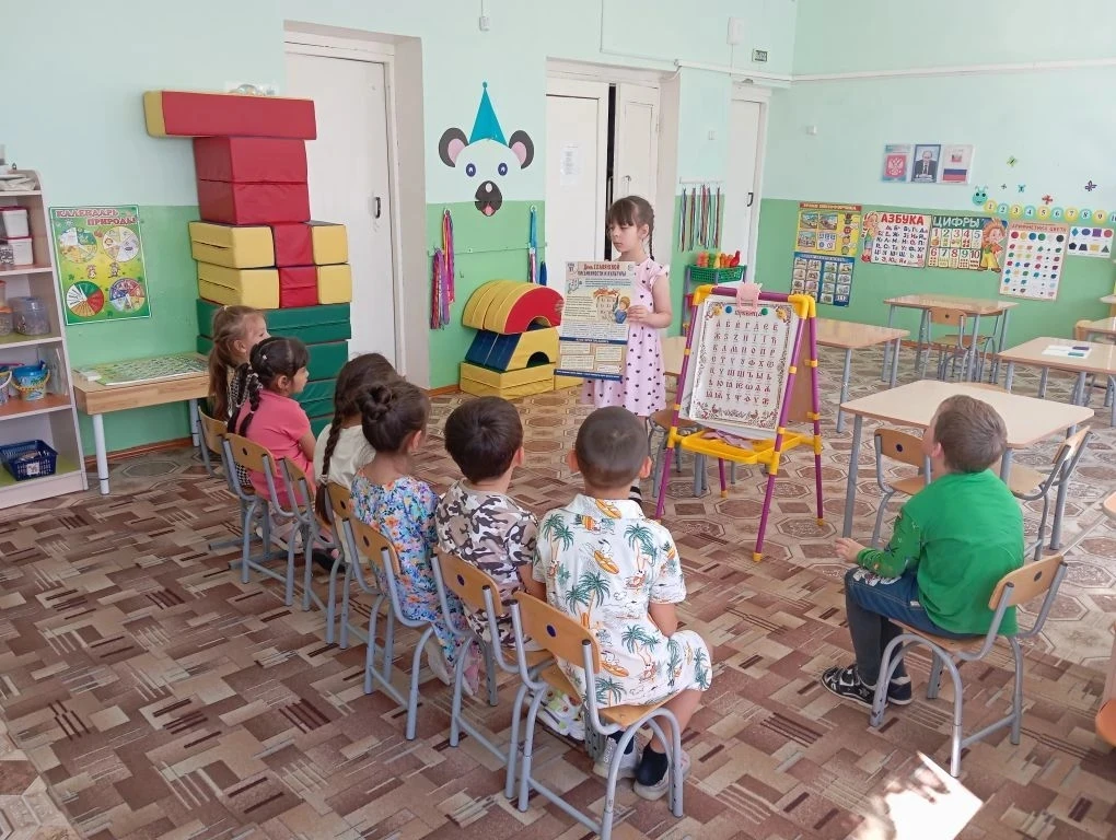 📜«Тайны славянской письменности: путешествие в прошлое»
📖В нашем детском саду в старшей группе про