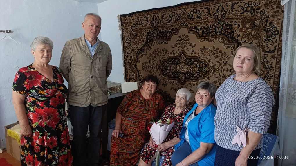 Администрация, Совет депутатов и Совет ветеранов Мостовского городского поселения, МКУ ...