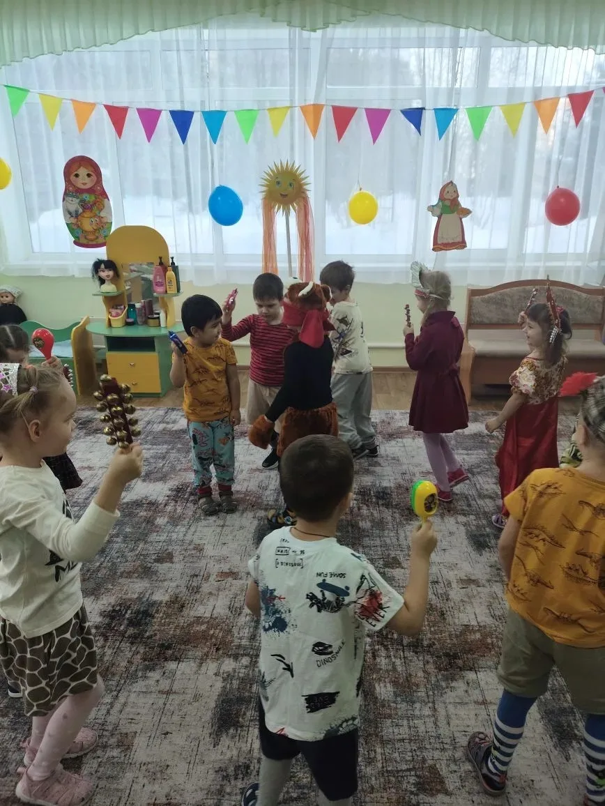🥞Праздник Масленицы в ДОУ — это не только веселье, но и важный шаг в воспитании любви к родной куль