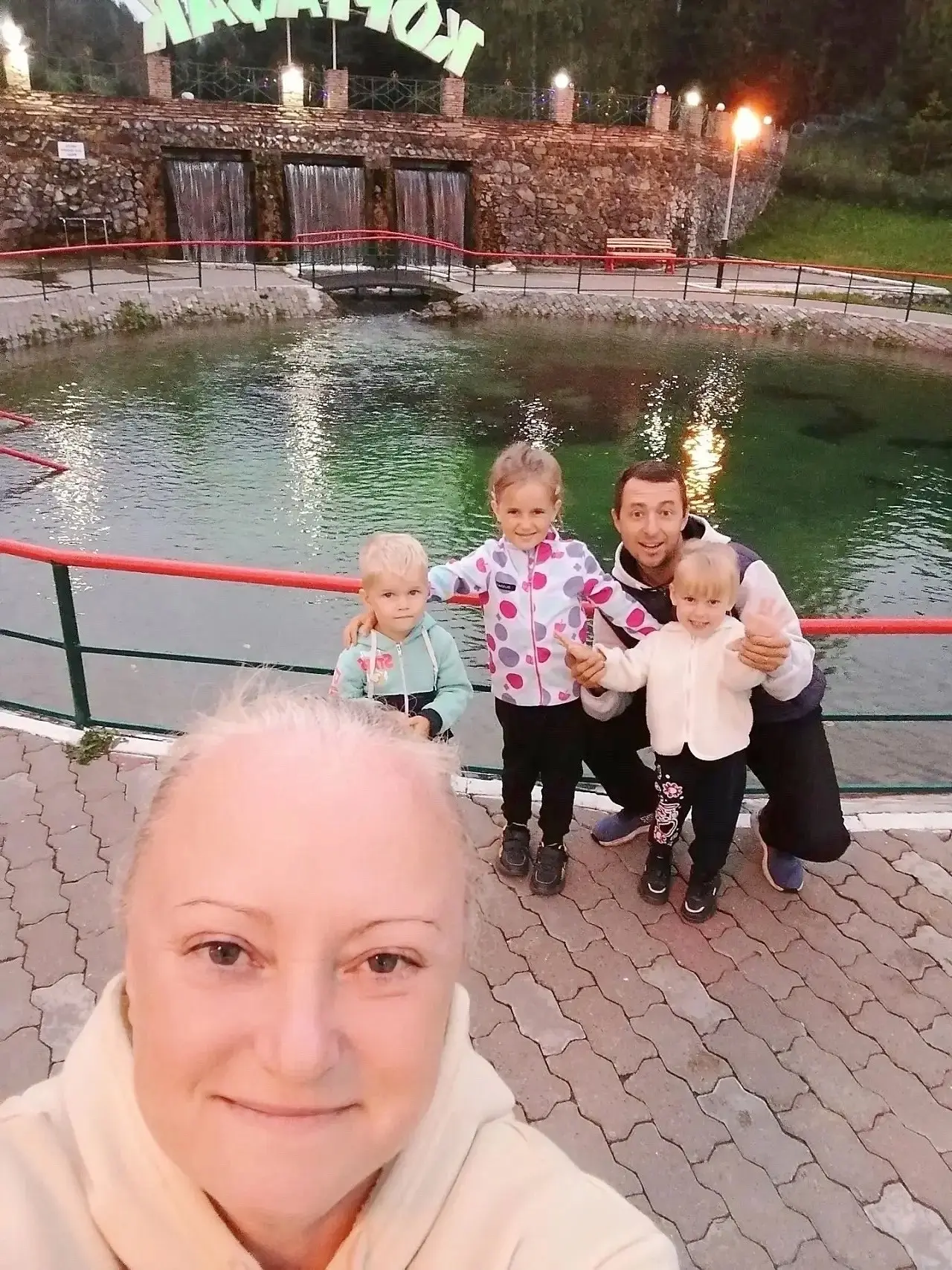 😍«Всегда хотели большую семью»: супруги из Башкирии стали приёмными родителями для тро...