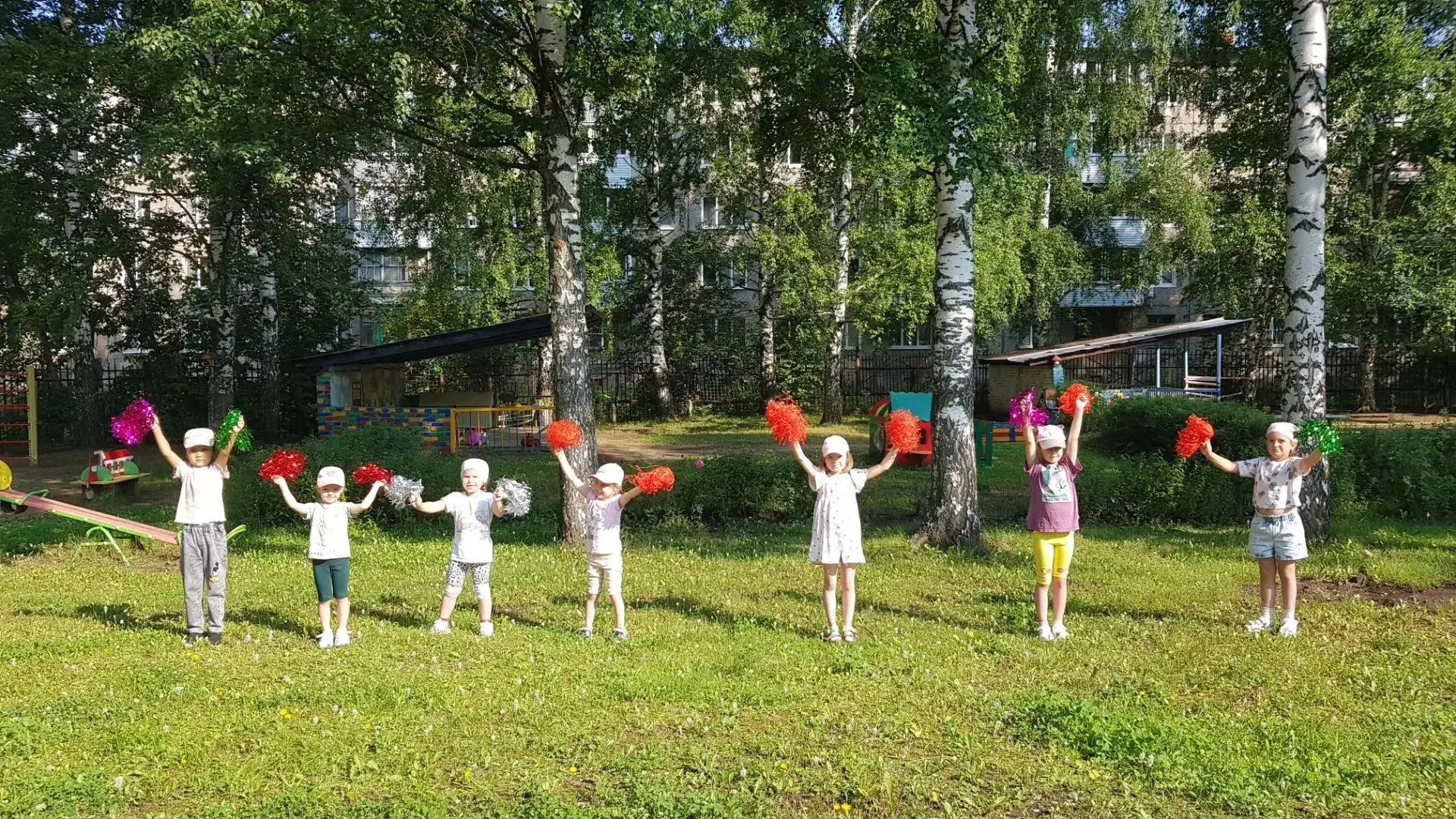 ☀️ Спортивное лето в нашем детском саду! ☀️
Лето — это не только солнце и каникулы, но и время, когд