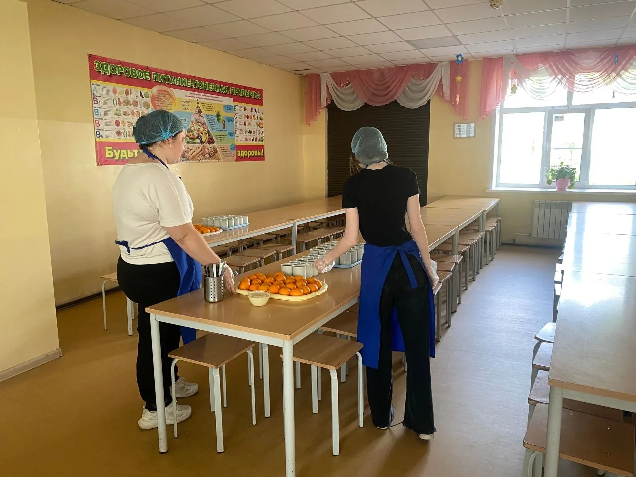 18 мая  состоялся родительский контроль за организацией горячего питания обучающихся.  Представителя