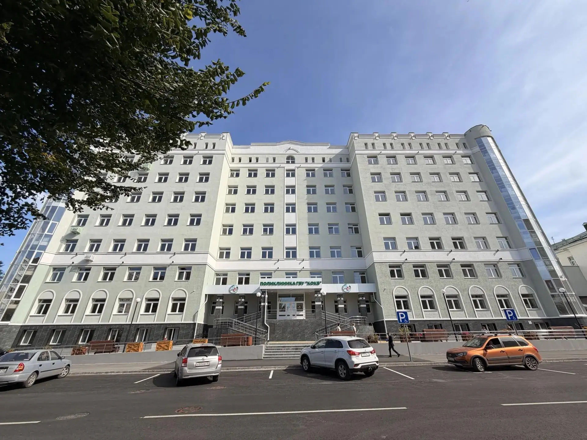 В Кургане готовят к открытию новый корпус областной поликлиники