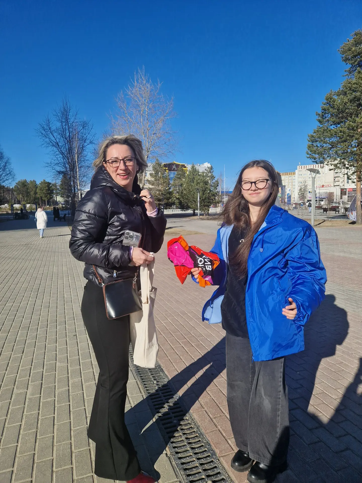 В рамках Всероссийского экологического субботника «Зеленая весна» волонтеры из детской организации «