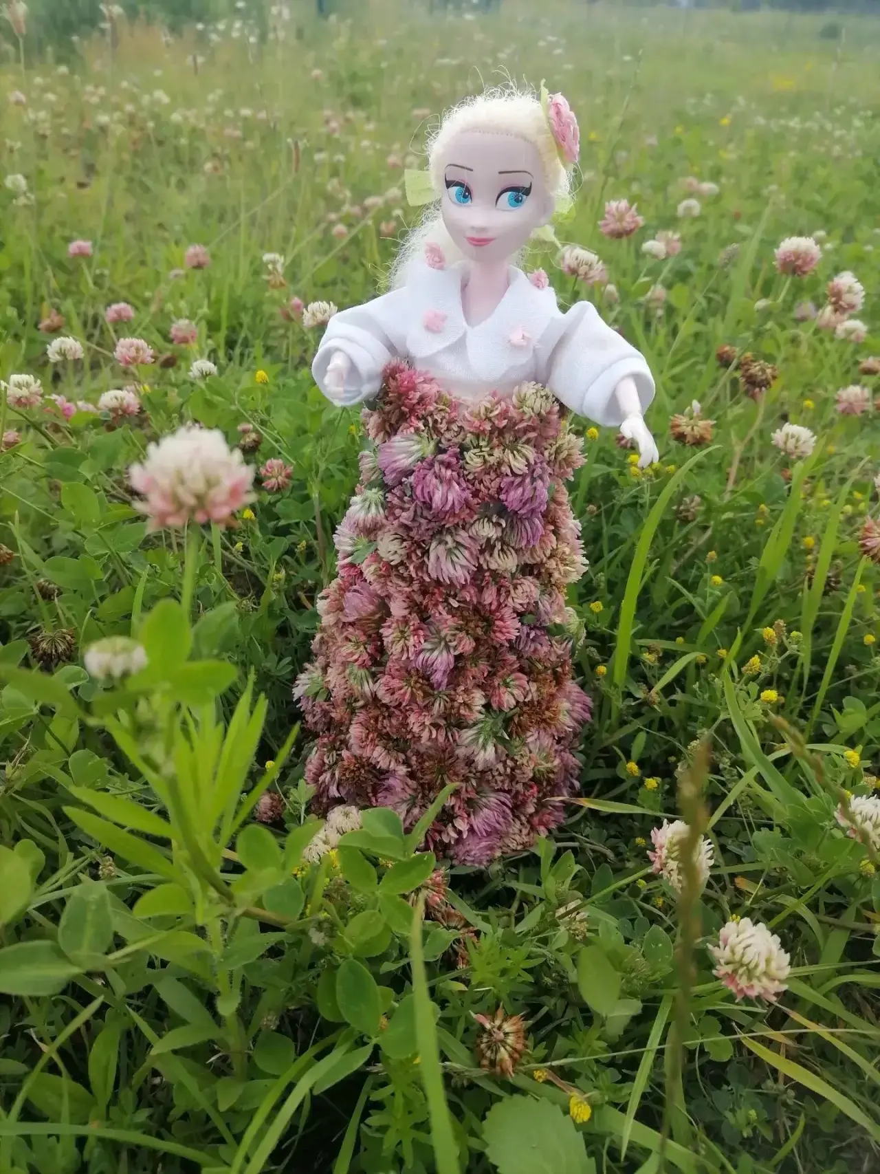"КЛЕВЕРНОЕ ПЛАТЬЕ ДЛЯ ЛЕСНОЙ ФЕИ"