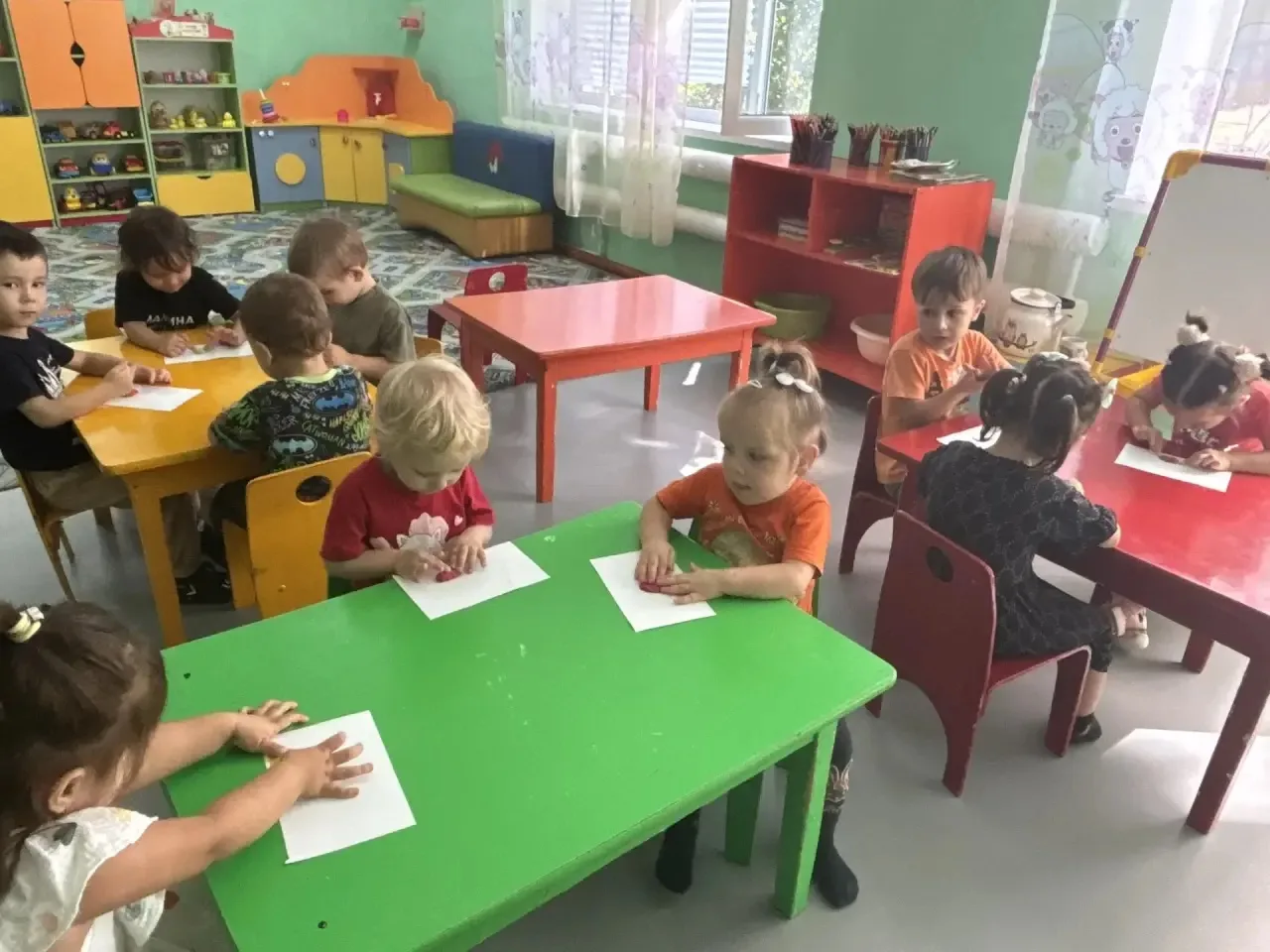 Лепка в младшей группе Гномики
