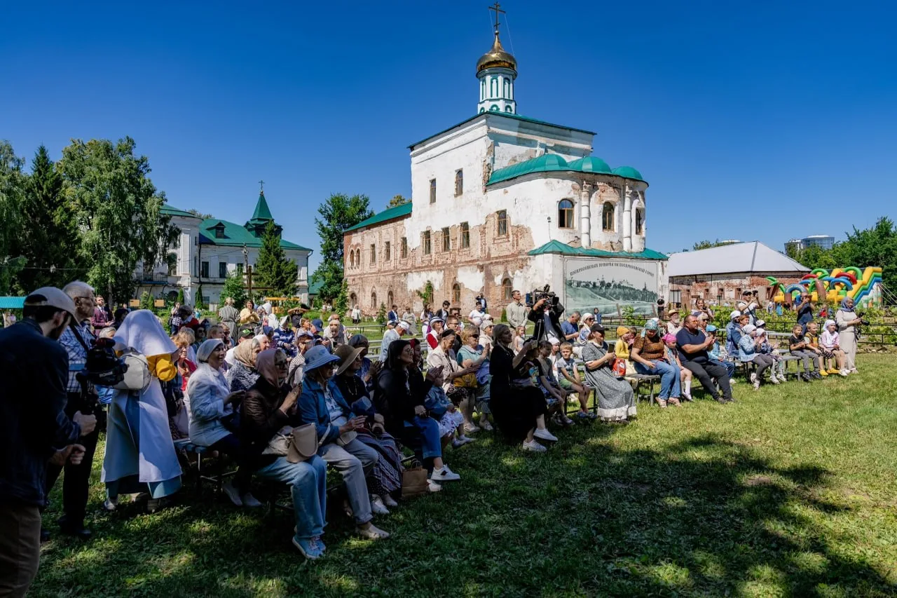 📰 На территории Новоиерусалимского подворья пройдёт ежегодная Воскресенско-Тихоновская ярмарка

28 