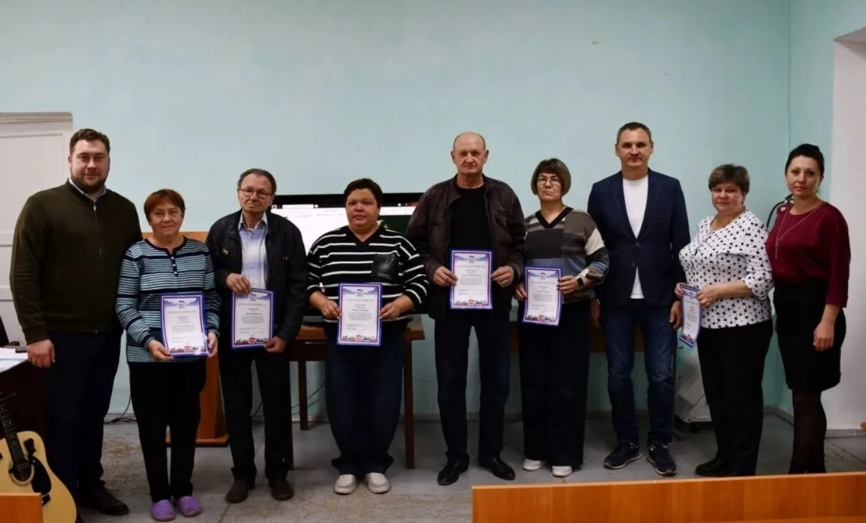👷‍♂ Сегодня, в День среднего профессионального образования председатель Собрания депут...