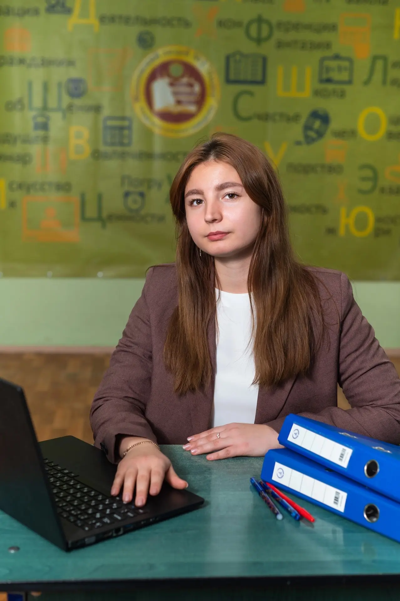 ✨Администрация, педагогический и ученический коллектив лицея поздравляет педагога-организатора Берсе