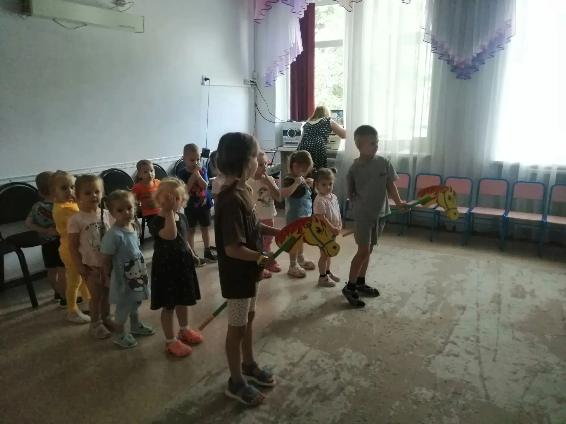 Корпус 2
Группа 16
Музыкальное занятие. 
Муз. руководитель Детушева Л. А.
Воспитатель Швейковская Т.