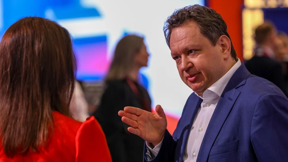 Курс рубля на конец года останется на текущих уровнях - первый зампред ВТБ Дмитрий Пьянов