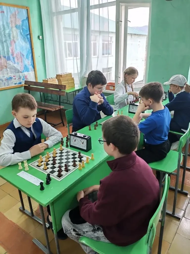«РУССКИЕ ШАШКИ» в Алтайской ООШ №3!   23 апреля на базе нашей школы состоялись муниципальные соревно