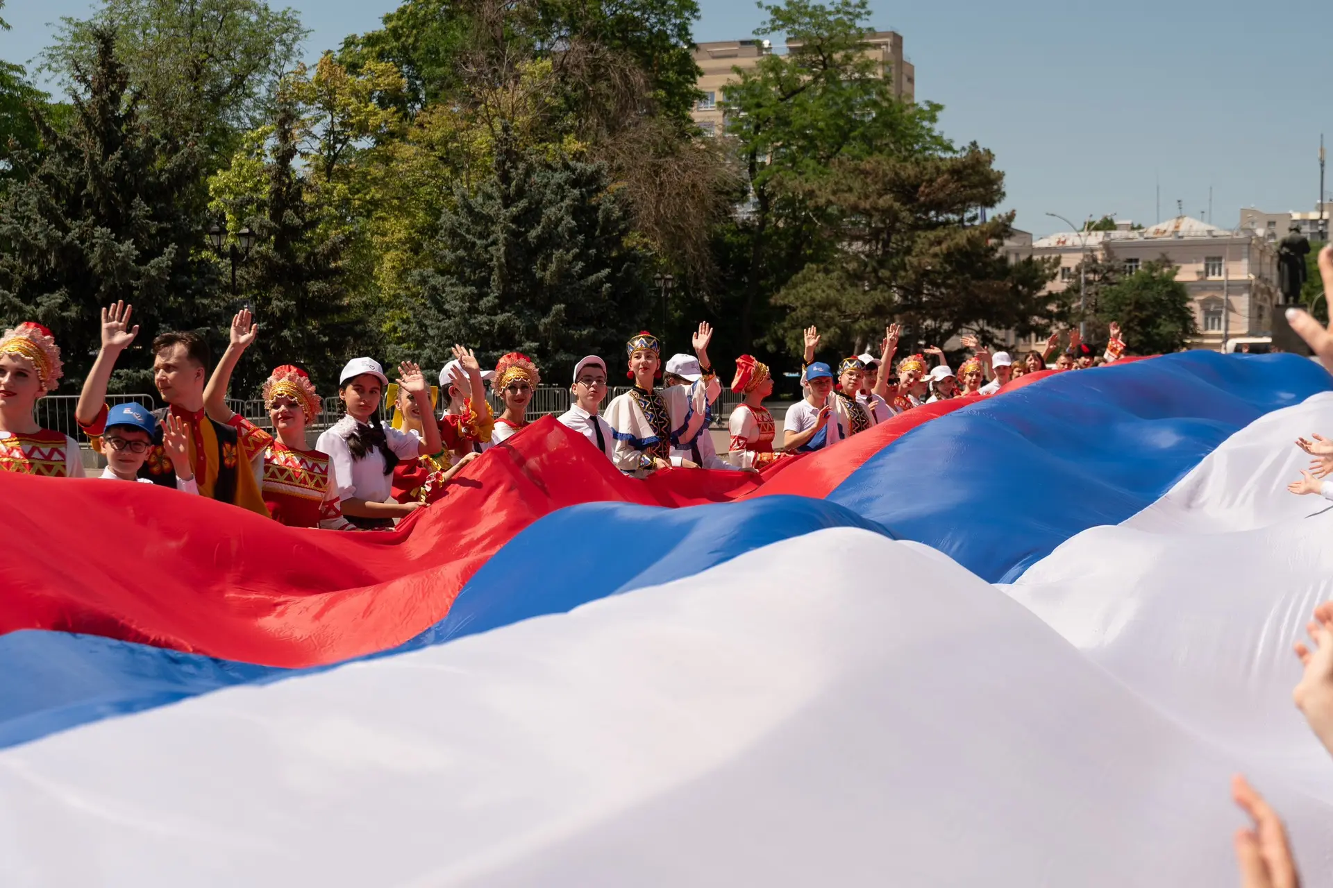 День России вместе с Губернатором Ростовской области Ю.Б. Слюсарем, коллегами, ростовчанами и гостям