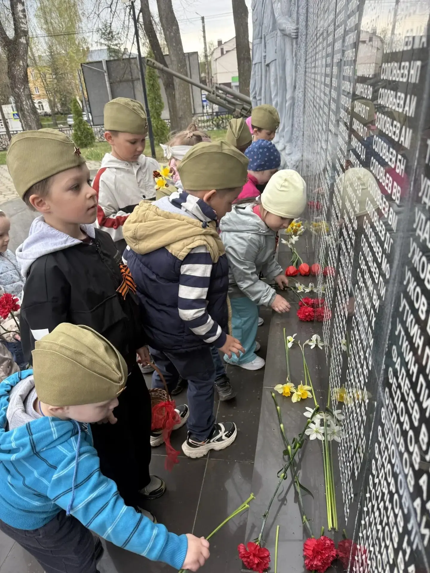 Память в детских сердцах: экскурсия к Обелиску Славы ️