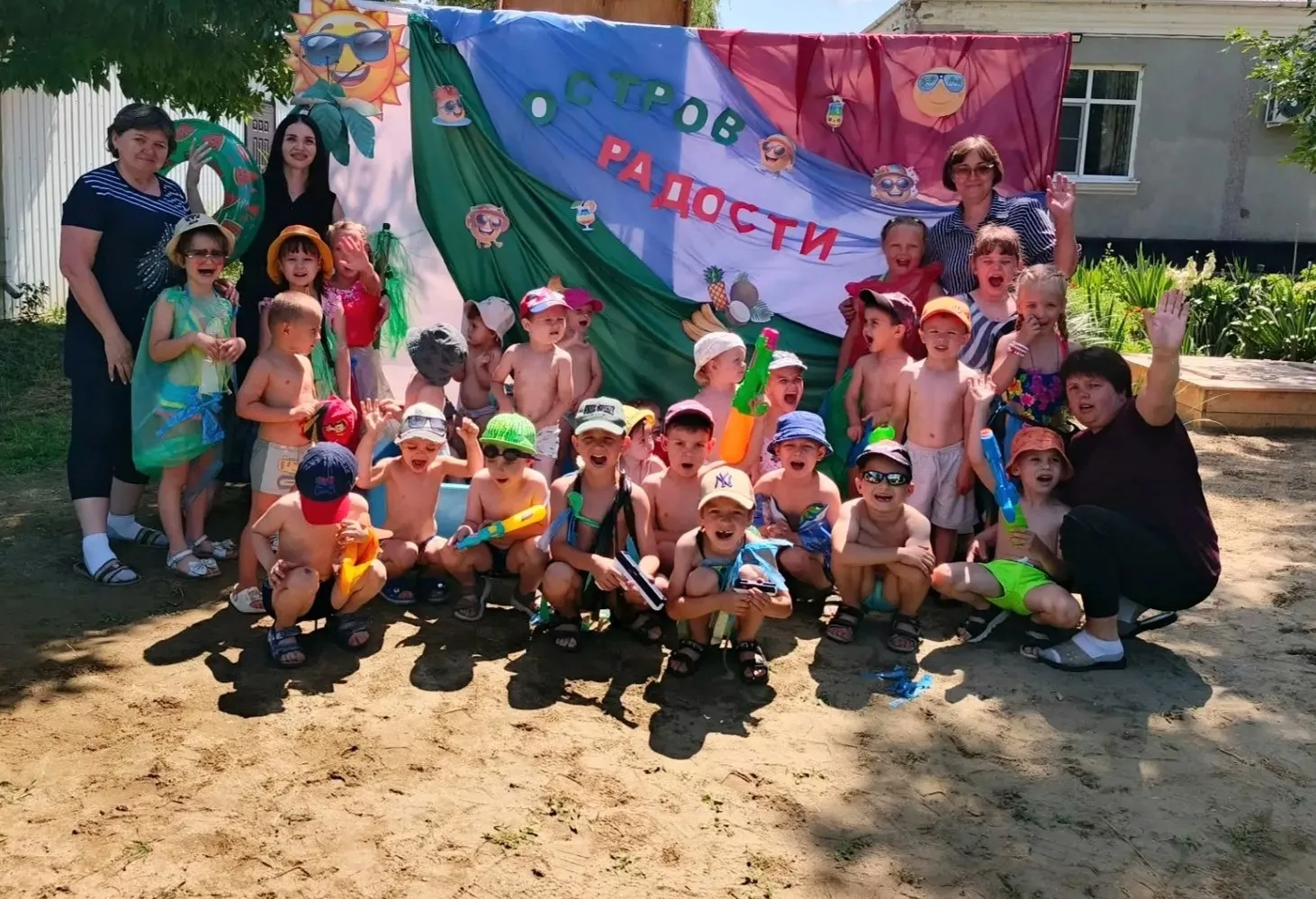 🎉 Сегодня наши воспитанники отправились в волшебное путешествие — на дискотеку на «Ост...