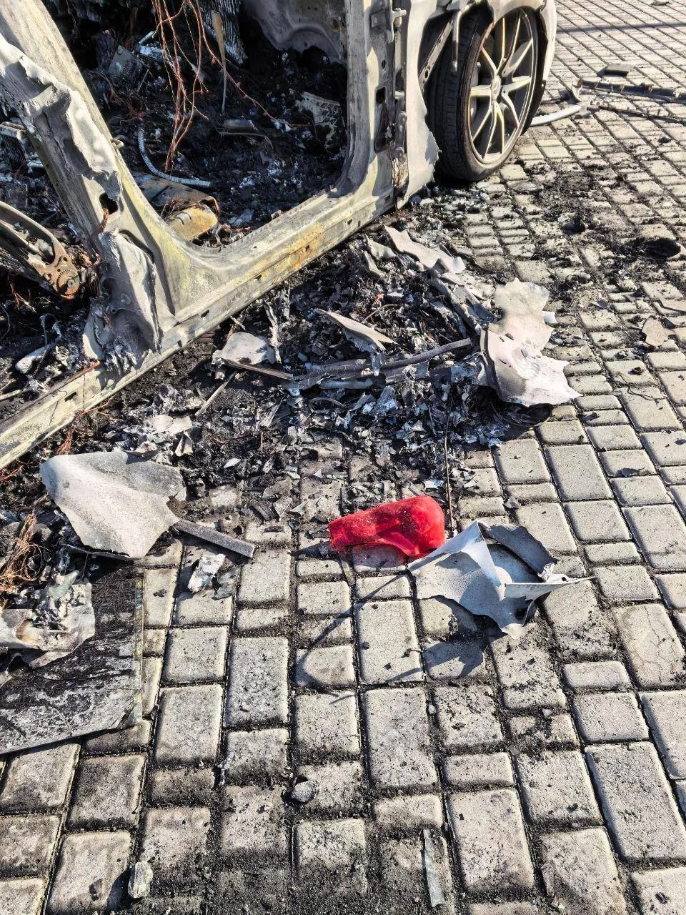 В н.п. Большой Исток Сысертского округа Екатеринбурга был взорван автомобиль автора тг-...