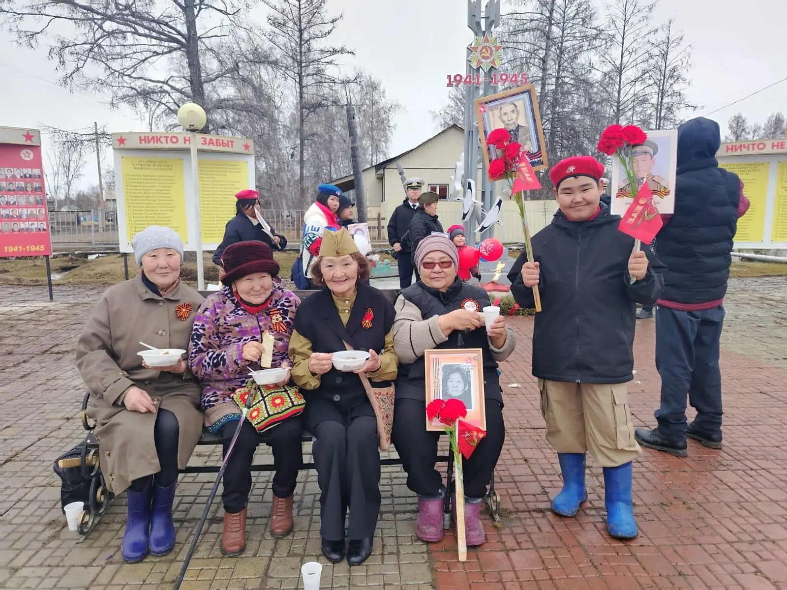 День Победы в Маганинском наслеге: торжества и память
⁣
9 мая Маганинский наслег отметил великий пра