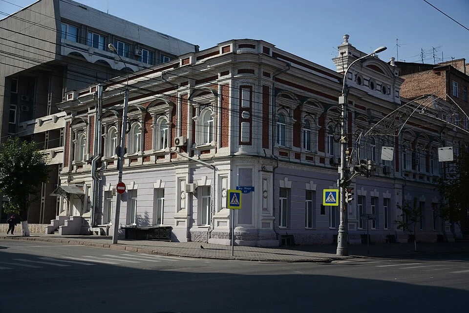 В Красноярске задержан человек, отвечающий за борьбу с коррупцией. Речь идет о временно...