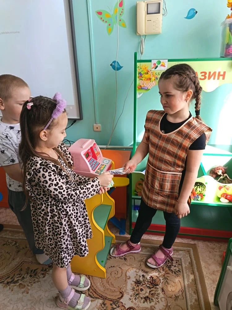 Финансовая грамотность — это фундамент успешного будущего. Важно прививать навыки управ...