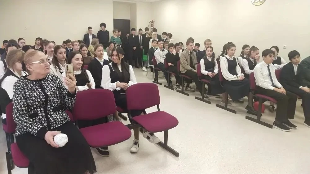 Герой три недели в одиночку оборонял позицию от ВСУ: невероятная история рядового Закар...