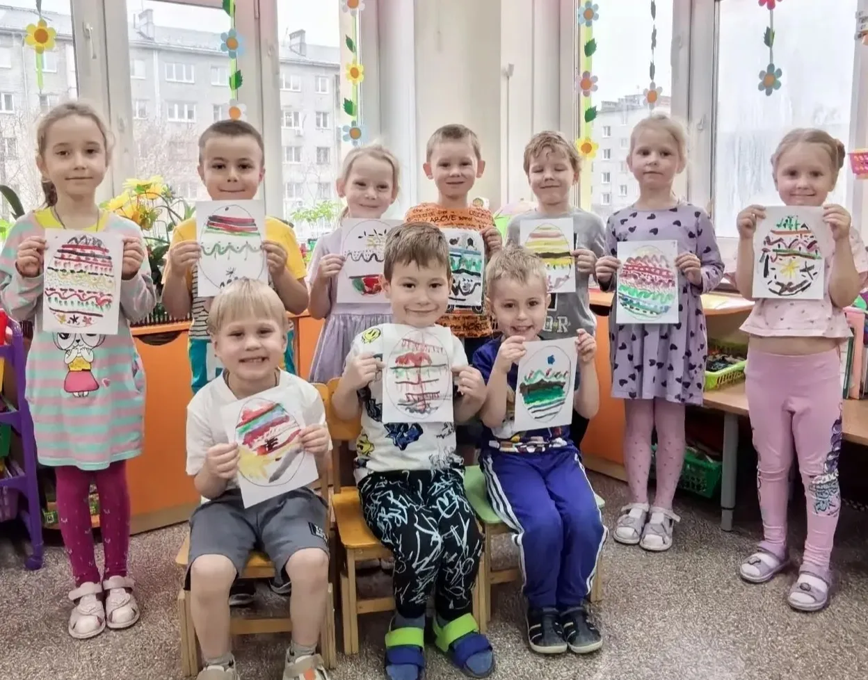 Христос воскресе! Пусть этот светлый праздник принесёт в ваши семьи максимум тепла, уют...