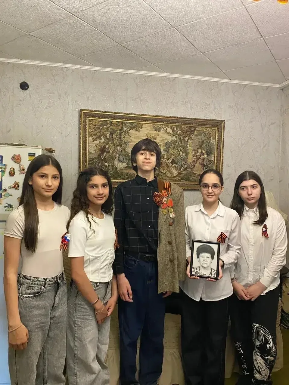✨ С Днём Победы! ✨  🇷🇺Наши ученики с гордостью и теплотой поздравили ветеранов Великой Отечественной