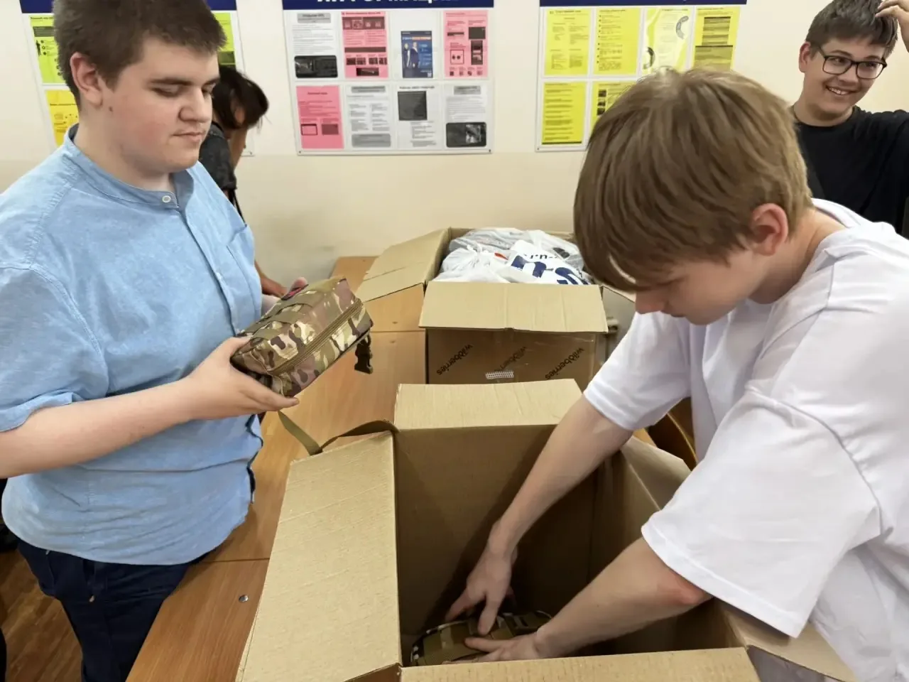 📦 Добрая традиция Новосибирского колледжа систем и связи
Наши студенты и преподаватели снова отправ