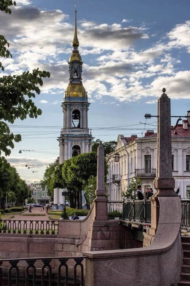 🌷 Погода в Санкт-Петербурге 13 мая 2026 года. Облачно с прояснениями. Ночью без осадков, днем кратко