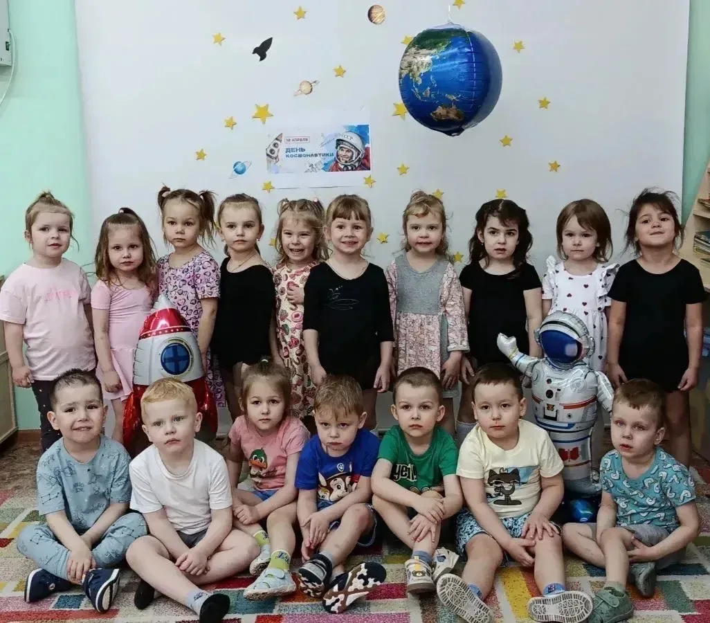 🚀 «Неделя космоса» в детском саду: 65 лет легендарному полёту!  12 апреля исполняется 65 лет со дня 