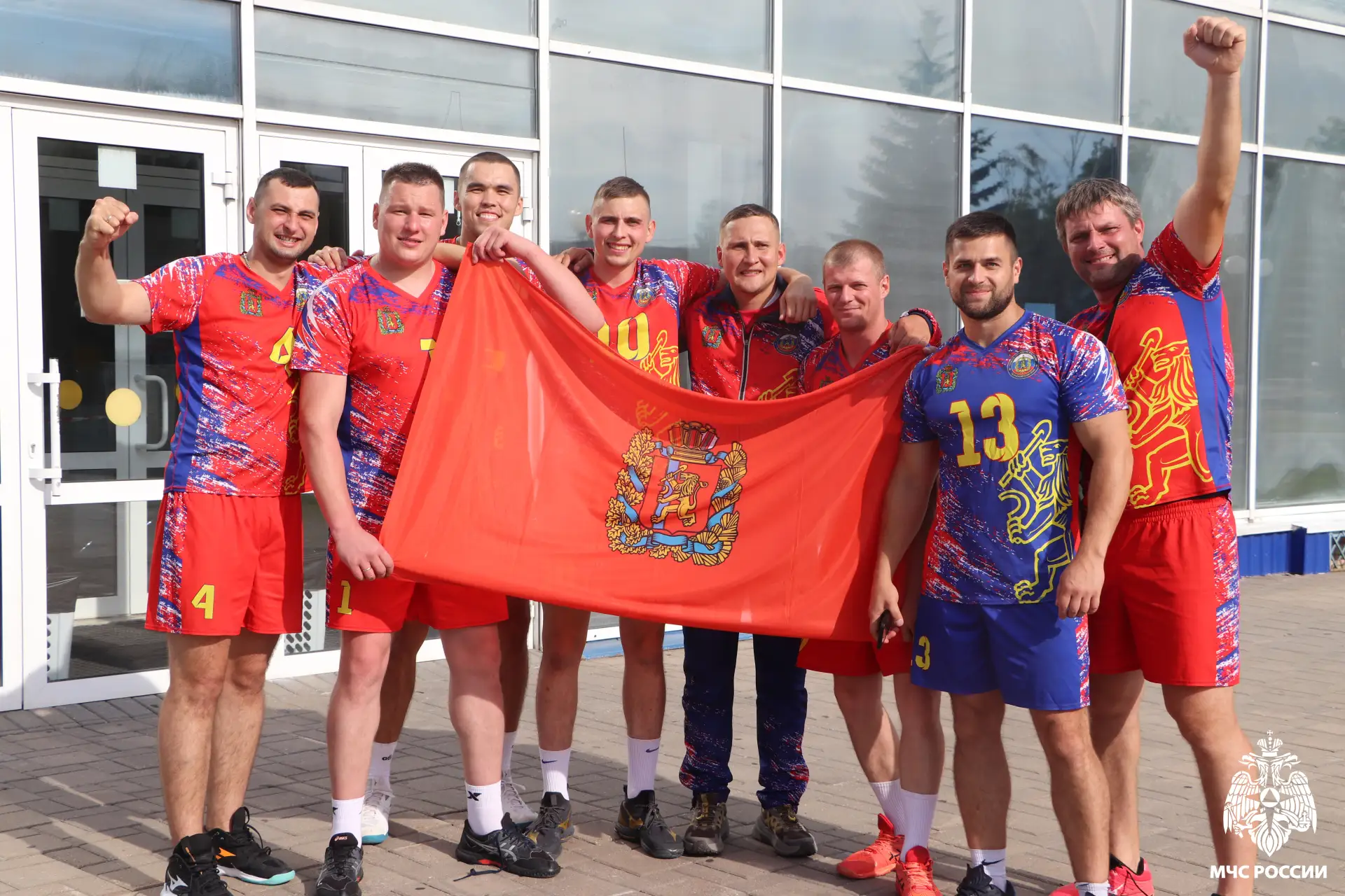 🏐Сибирские пожарные вошли в тройку лучших волейболистов страны

В Тамбове завершилась Спартакиада М