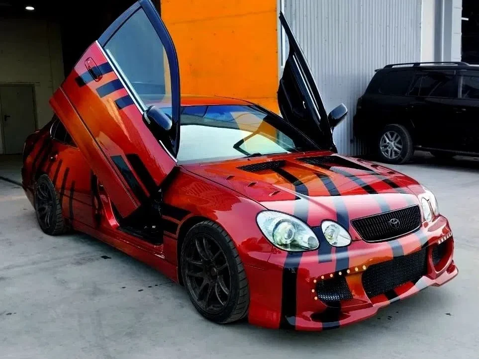 6,4 млн ₽ за 30-летнюю Toyota Aristo?

Седан 1997 года с правым рулём, пробегом больше 200 тысяч кил