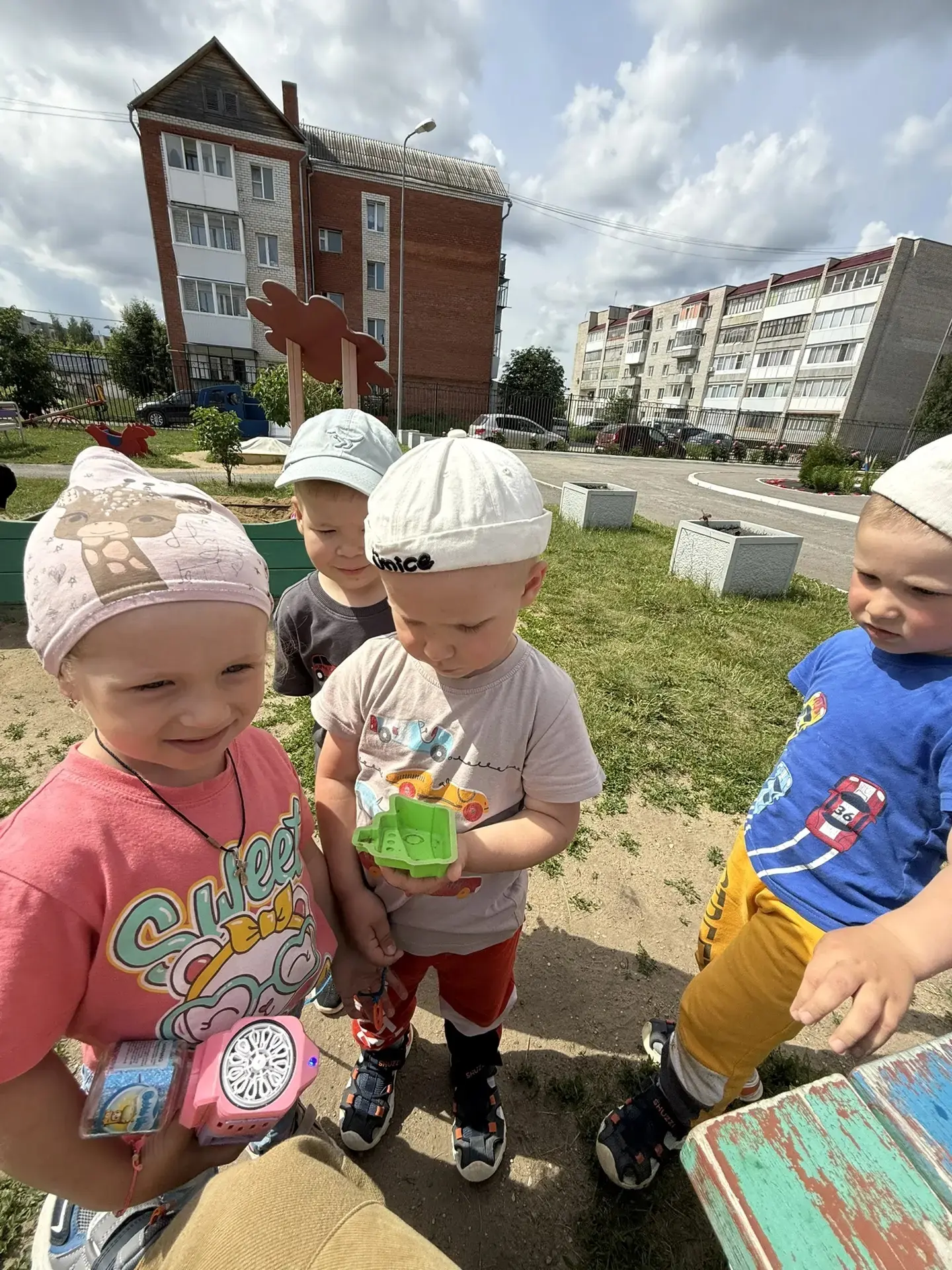 🌿Наблюдение - это основное средство познания природы. Малыши 2-й младшей группы "Колоб...