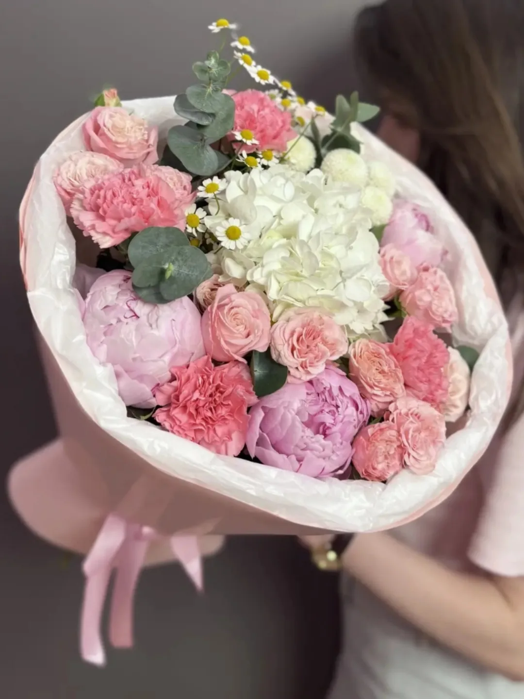 🌸Авторский букет в нежной гамме с пионами и гортензией

🌿Стоимость 5'000₽
Цена актуальна на дату п