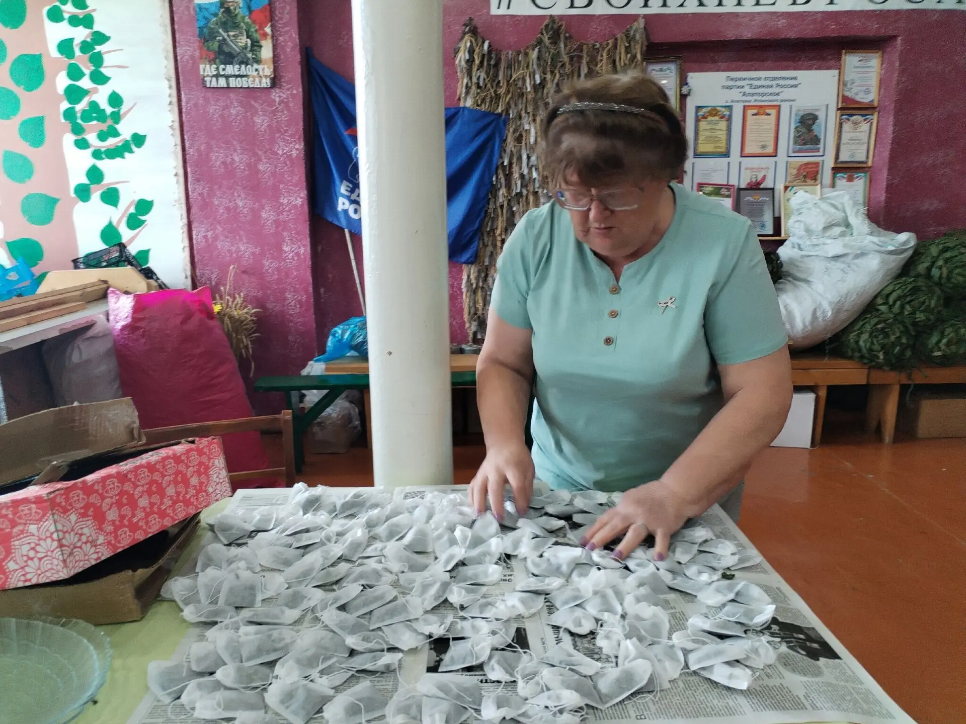 В Алаторском Доме культуры  объединились неравнодушные люди, чтобы подарить частичку до...