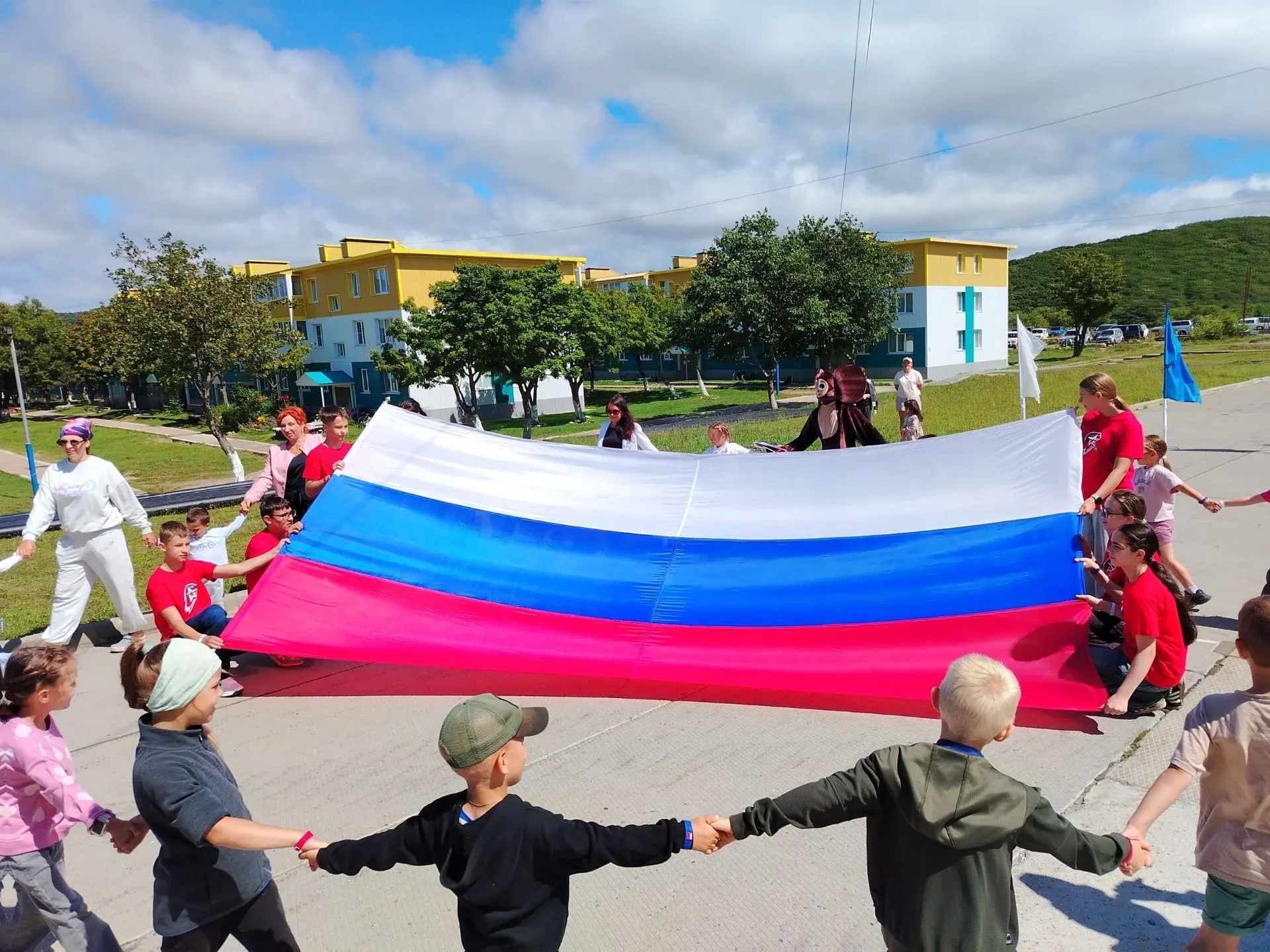 🇷🇺 22 августа в селе Горячие Ключи прошло яркое мероприятие, посвященное Дню Государс...